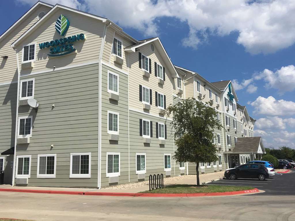 Woodspring Suites San Antonio South Exterior photo